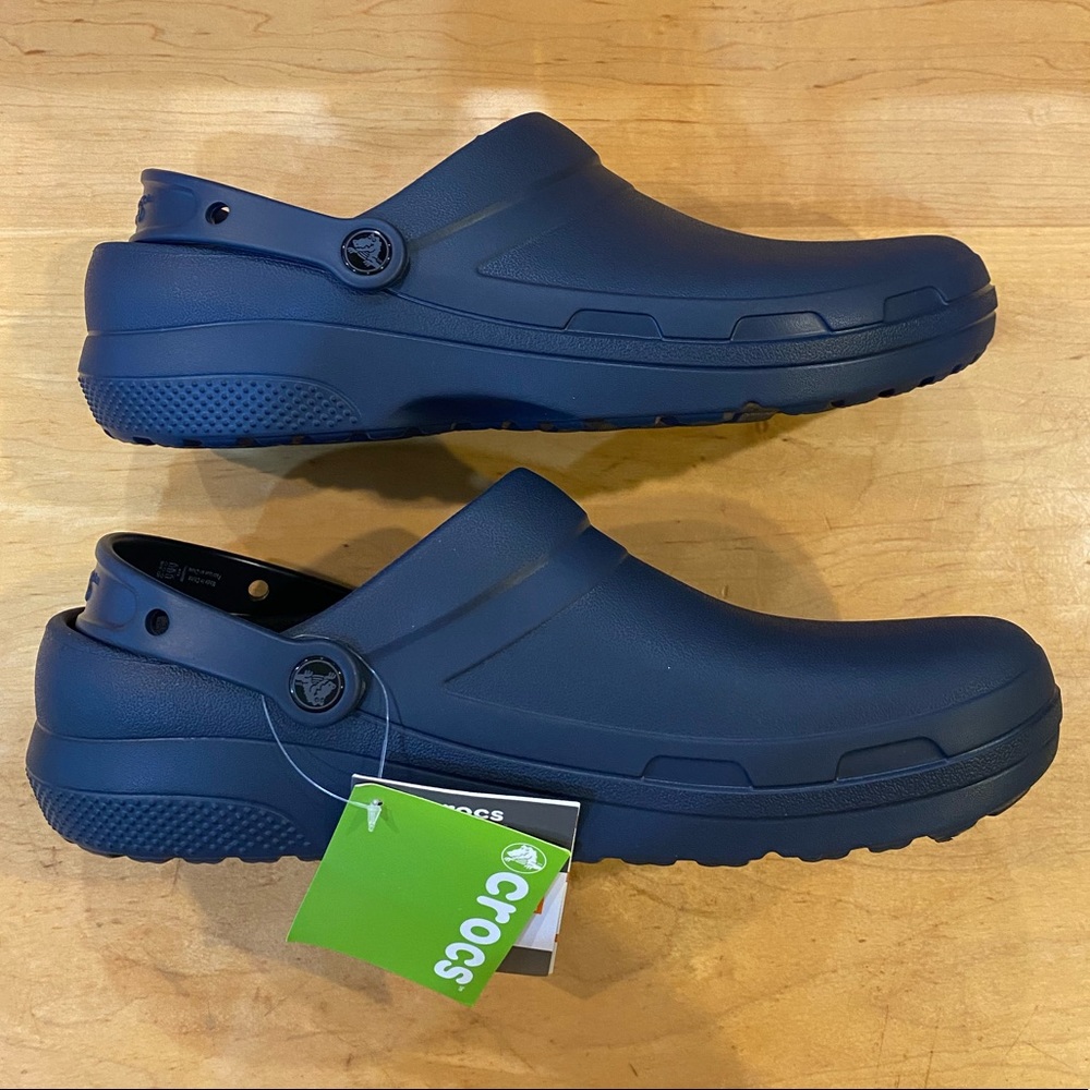 NWT - Crocs At Work Specialist II Clog